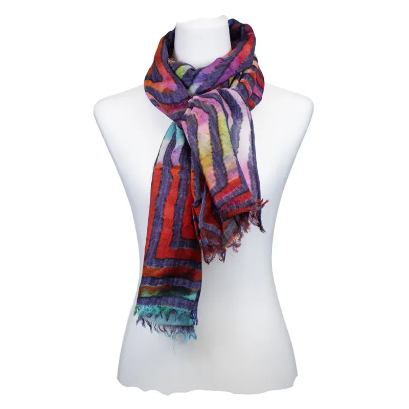 Schal aus 100 % Wolle von Salto mit farbenfrohem Linienmuster in Rot, Blau, Gelb und Violett