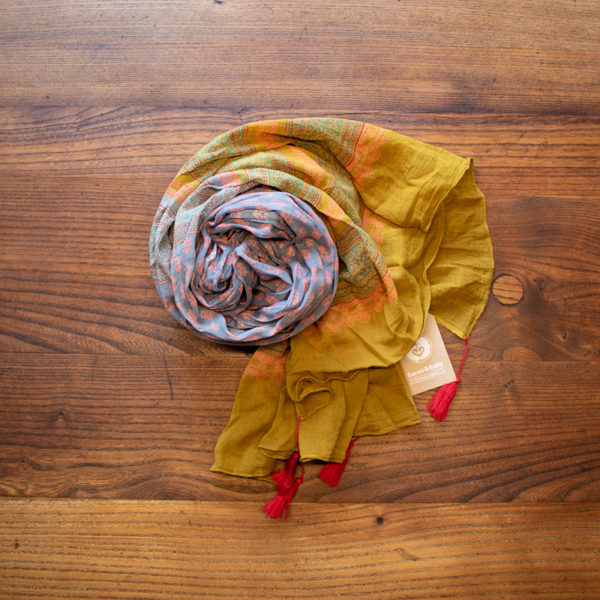 Schal Baumwolle Muster quer mit Streublümchen Flieder | Grün | Gelb | Orange Sarah und Sally