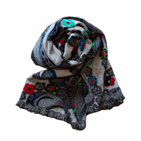 Wunderschöner Schal, 100 % Wolle schwarz-weiß, mit bunten Blumen bestickt.