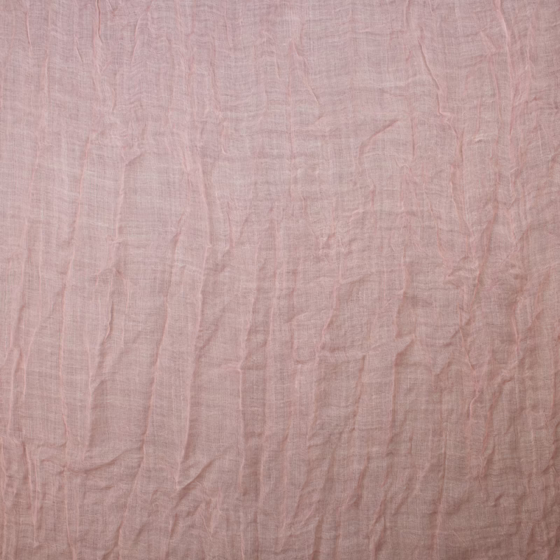 Wollschal in Rosa aus 100% Wolle im Crinkle-Look