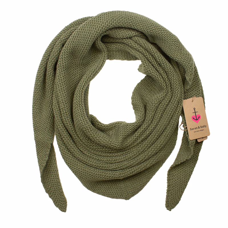 Dreiecksschal in Olive, kraus gestrickt, von Sarah und Sally.