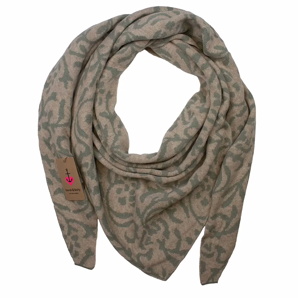 Dreiecksschal aus Wolle von Sarah & Sally in Salbei mit Jacquard-Muster, beidseitig tragbar