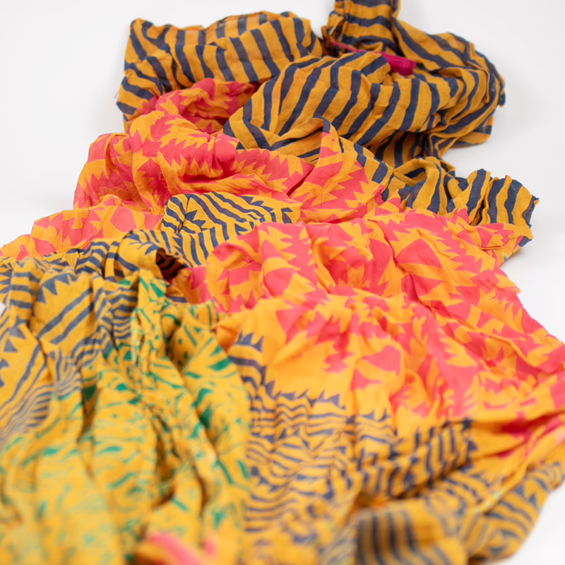 Detailaufnahme des Musters – Sarah & Sally Baumwollschal