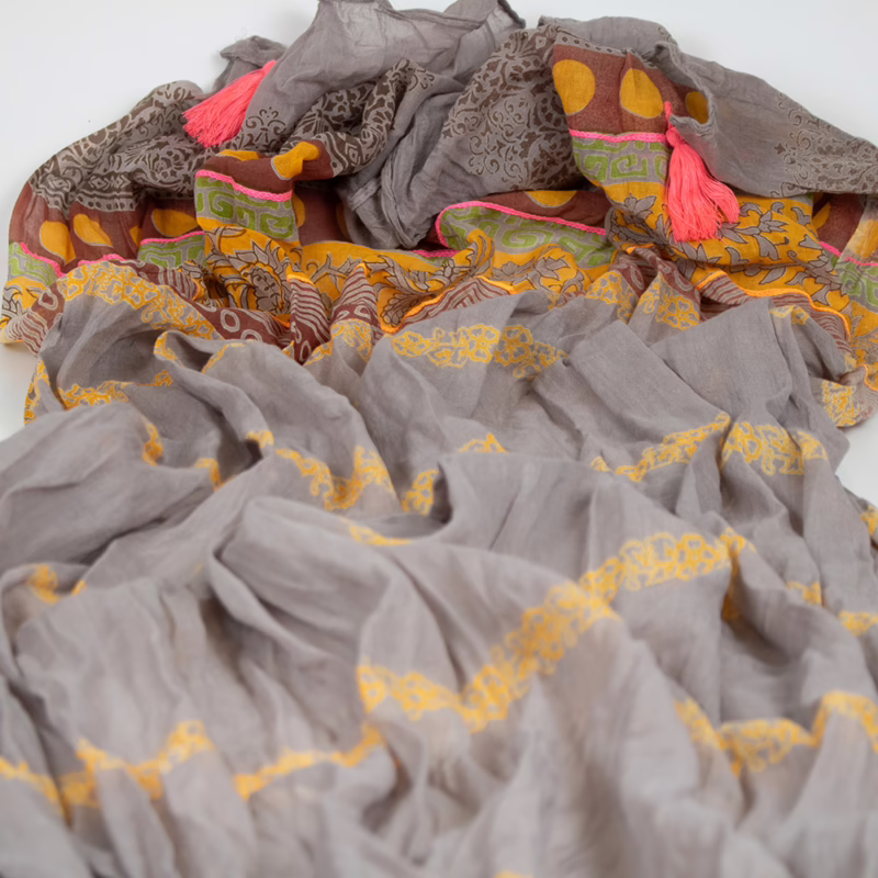 Detailaufnahme des Musters – Sarah & Sally Baumwollschal