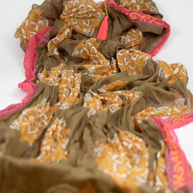 Detailaufnahme des Musters – Sarah & Sally Baumwollschal