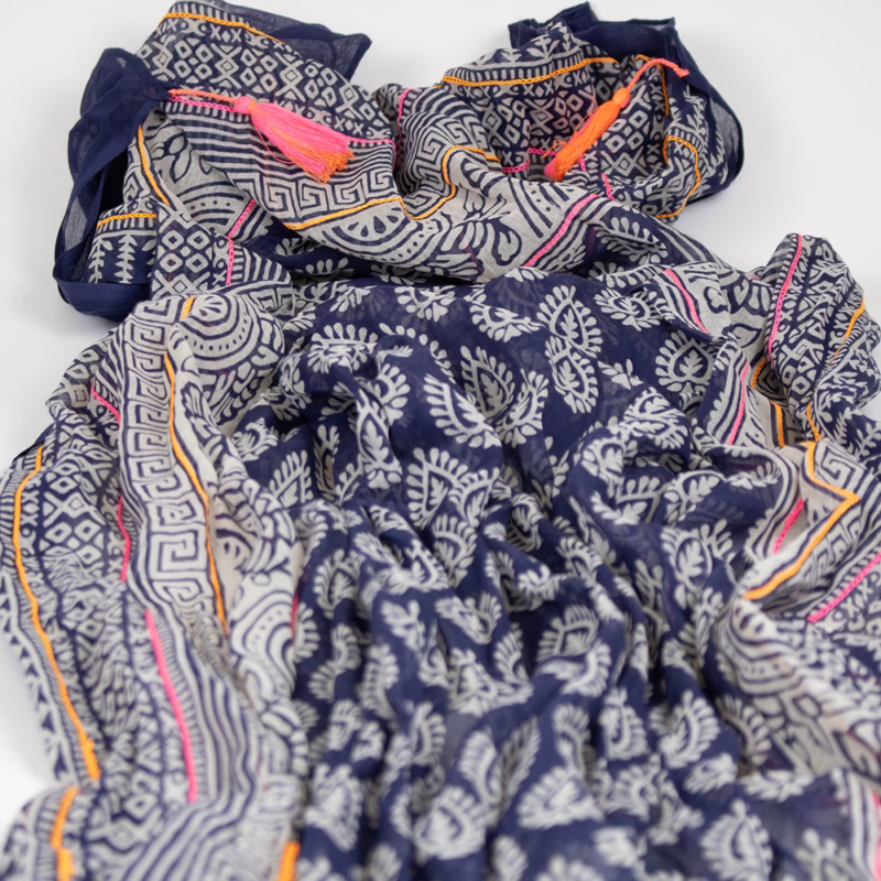 Detailaufnahme des Musters – Sarah & Sally Baumwollschal