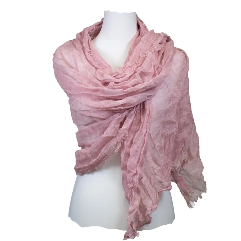 Wollschal in Rosa aus 100% Wolle im Crinkle-Look